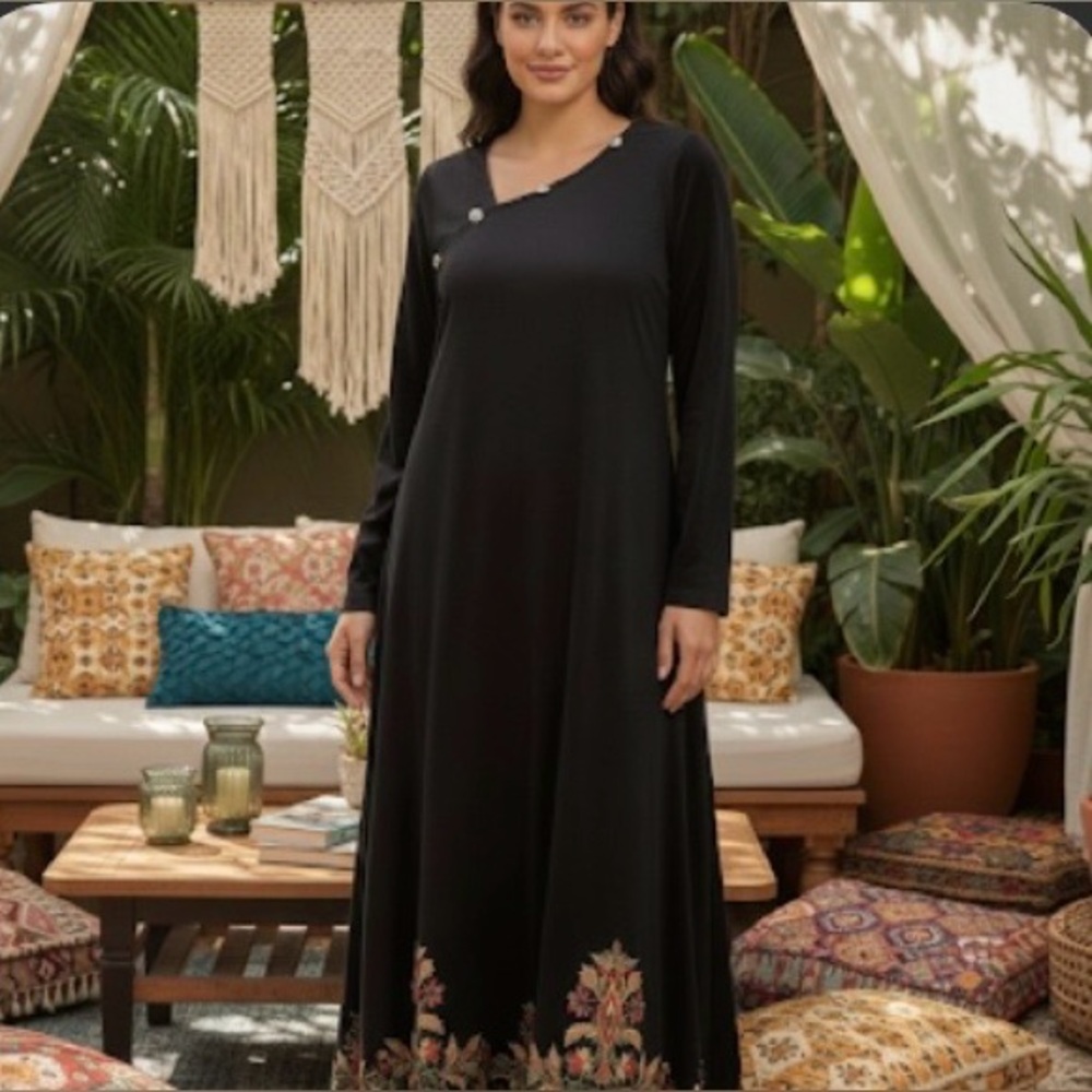 NORACORA  ELEGANT BOHO-CHIC LONG BLACK DESIGNER DRESS.NEW WITHOUT TAGS